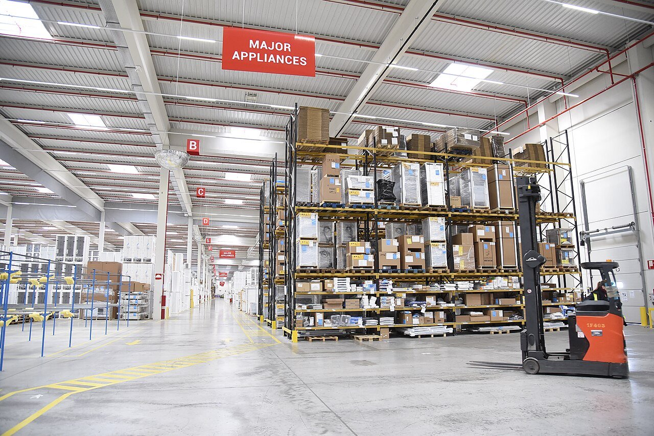 Logistics warehouse racking and order picking operations